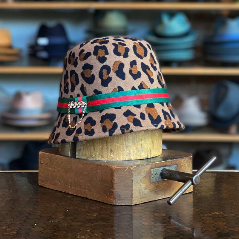 Bucket hats for fun summer adventures-Mellow Cat Bucket Hat