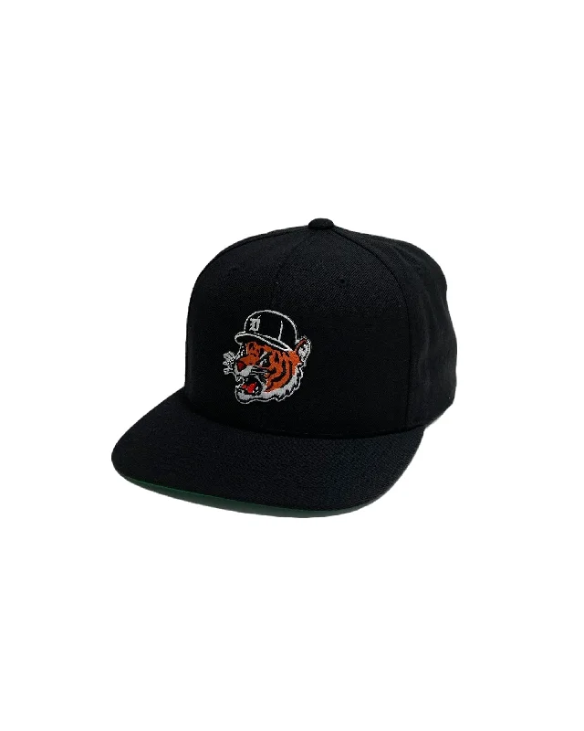 beanies with fluffy pompom-  Ink Detroit Motor City Kitty Snapback Hat - Black